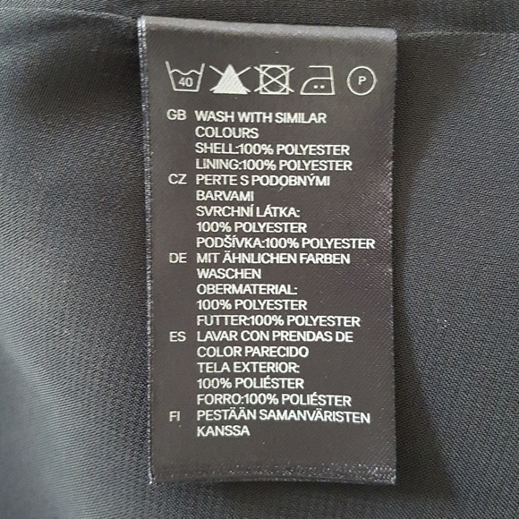 H&M Black Dress - Picture 4 of 5